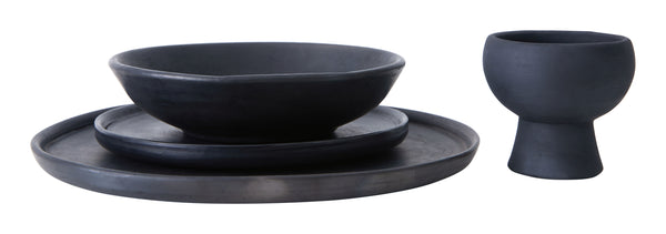 Noche Dinnerware