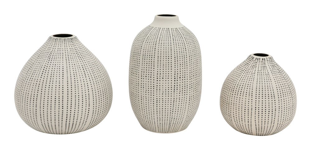 Deirdre Vases