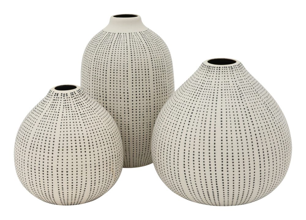 Deirdre Vases