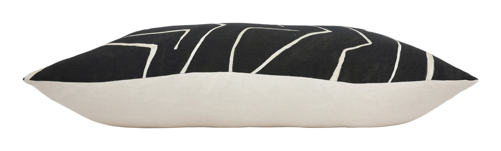 Maze Onyx Pillows